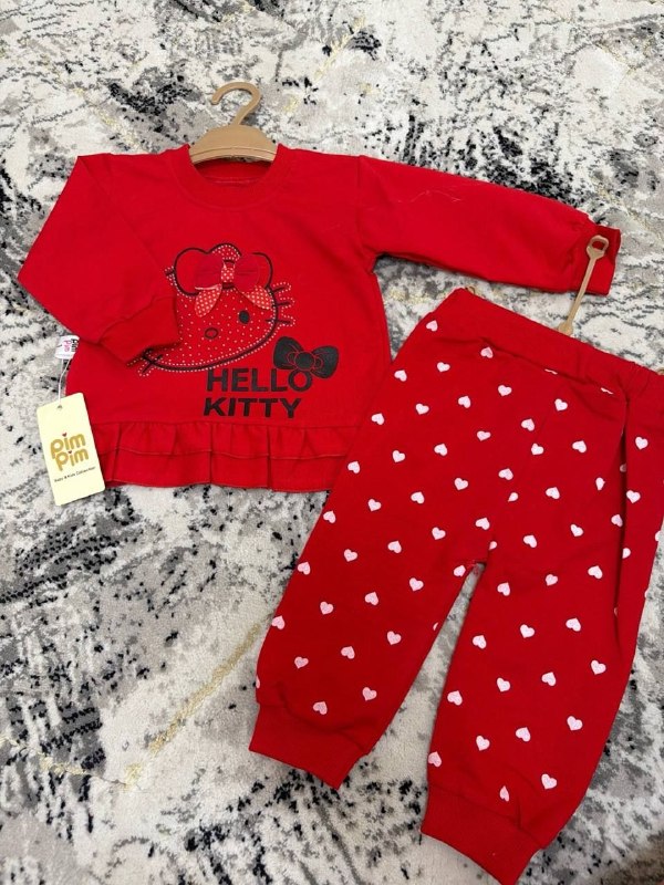 Hello Kitty bolalar kostyumi