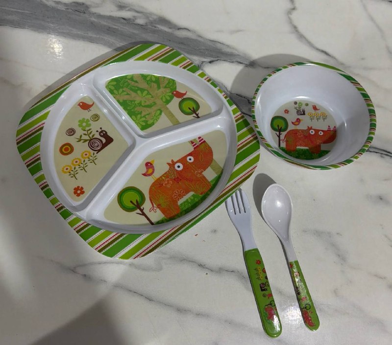 Bolalar uchun ovqat to'plami