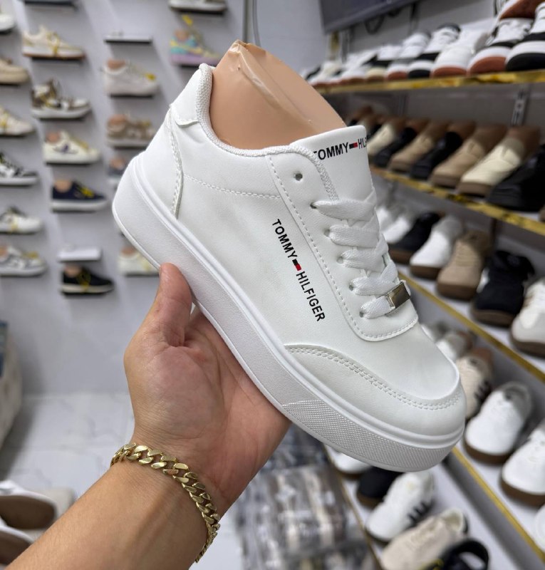 Tommy Hilfiger krossovka