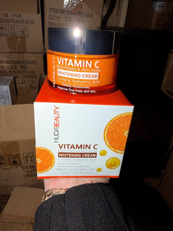 Vitamin C yuz kremi